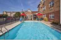 Swimming Pool Towneplace Suites By Marriott Detroit Livonia