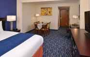 Bedroom 3 Comfort Inn & Suites New Orleans Airport North