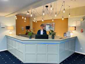 Lobi 4 Best Western Tiverton Hotel