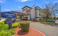 Bangunan 2 Hampton Inn Oakland-Hayward