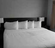 ห้องนอน 4 Red Lion Inn & Suites Ontario