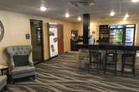 Bar, Cafe and Lounge Cobblestone Inn & Suites Merrill