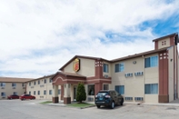 Exterior Super 8 by Wyndham Bernalillo