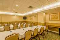 ห้องประชุม Ramada by Wyndham Niagara Falls Near the Falls