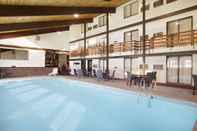 Swimming Pool Super 8 by Wyndham Williston ND