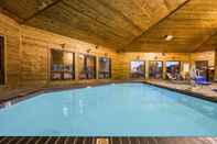 Swimming Pool Super 8 by Wyndham Red Wing