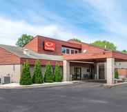 Exterior 5 Econo Lodge