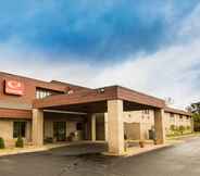 Exterior 4 Econo Lodge