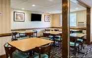 Nhà hàng 3 City Center Inn Newport News - Hampton