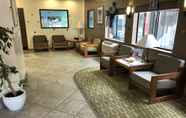 Lobby 3 Super 8 by Wyndham Lacey Olympia Area