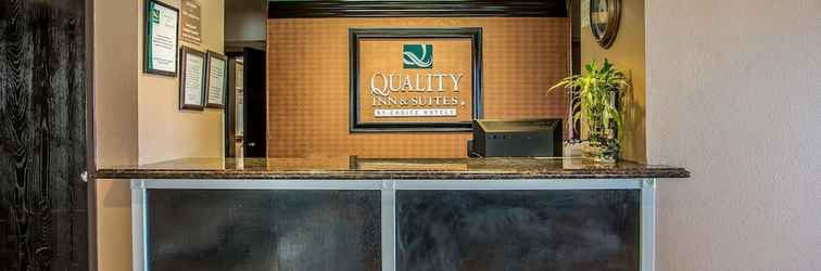 Lobi Quality Inn & Suites