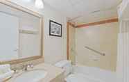 In-room Bathroom 7 Super 8 by Wyndham Sturbridge