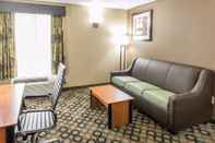 Ruang untuk Umum Quality Inn & Suites Columbus West - Hilliard