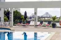Swimming Pool Stamford Plaza Brisbane