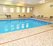 Swimming Pool 7 SureStay Plus Hotel by Best Western Topeka Northwest