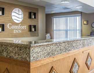 Lobby 2 Comfort Inn Hanford Lemoore