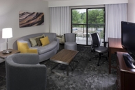 Common Space Courtyard by Marriott Wichita East