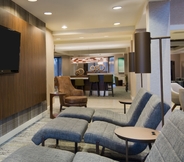 Lobby 5 Courtyard by Marriott Springfield Airport