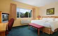 Kamar Tidur 6 Days Inn & Conference Centre by Wyndham Penticton