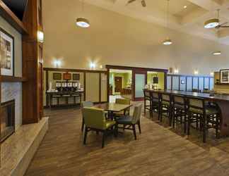 Lobi 2 Hampton Inn & Suites Providence/Warwick-Airport