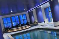 Swimming Pool Renaissance Portsmouth-Norfolk Waterfront Hotel