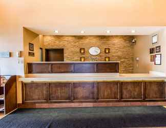 Lobby 2 Comfort Suites Mattoon