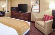 Bilik Tidur 6 Comfort Inn & Suites Near Burke Mountain