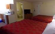 Bedroom 4 Econo Lodge & Suites Saint John