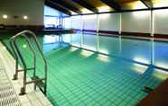 Swimming Pool 7 Thon Hotel Vettre