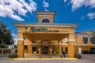 Exterior Quality Inn & Suites - Granbury