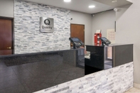 Lobby Quality Inn & Suites - Granbury