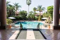 Swimming Pool Mercure Nelspruit Hotel