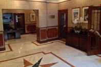 Lobby Berjaya Eden Park London Hotel