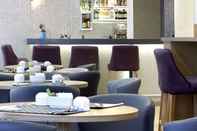 Bar, Cafe and Lounge Athens Tiare by Mage Hotels