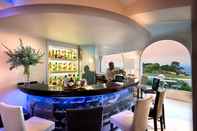 Quầy bar, cafe và phòng lounge The Marine Hermanus