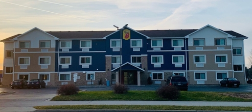 Exterior 4 Comfort Inn Mount Pleasant – Racine