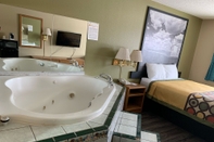 Swimming Pool Comfort Inn Mount Pleasant – Racine