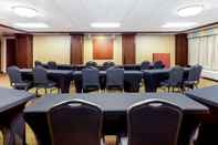 Dewan Majlis La Quinta Inn & Suites by Wyndham Milwaukee Bayshore Area