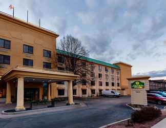 Luar Bangunan 2 La Quinta Inn & Suites by Wyndham Milwaukee Bayshore Area