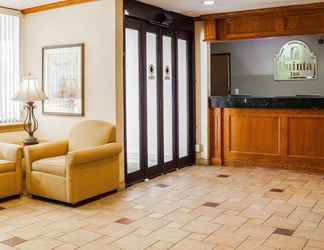 Lobby 2 La Quinta Inn by Wyndham Cincinnati North