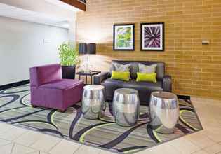 Lobby 4 La Quinta Inn by Wyndham Oshkosh