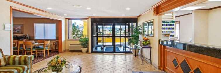 Lobby La Quinta Inn & Suites by Wyndham Albuquerque Journal Ctr NW