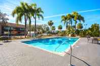 Swimming Pool Americas Best Value Inn & Suites Melbourne