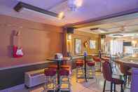 Bar, Cafe and Lounge Americas Best Value Inn & Suites Melbourne