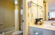 In-room Bathroom 7 Americas Best Value Inn & Suites Melbourne