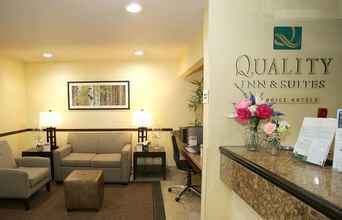 Lobi 4 Quality Inn & Suites Lacey I-5