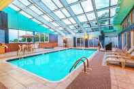 Swimming Pool Days Inn by Wyndham Scranton PA