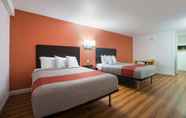 Bedroom 2 Motel 6 Suwanee, GA - Gwinnett Center