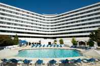 Swimming Pool Washington Plaza Hotel