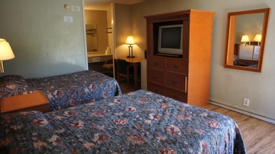 Bedroom 4 Executive Inn & Suites